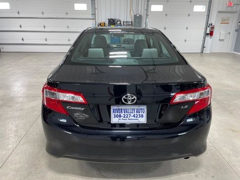 Used 2014 Toyota Camry LE FWD image 6