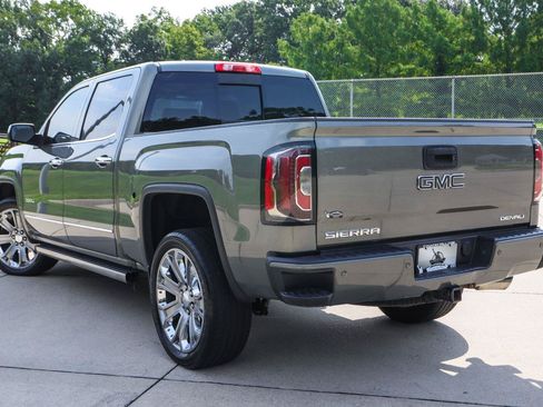 Used 2018 GMC Sierra 1500 Denali w/ Denali Ultimate Package AWD/4WD image 17