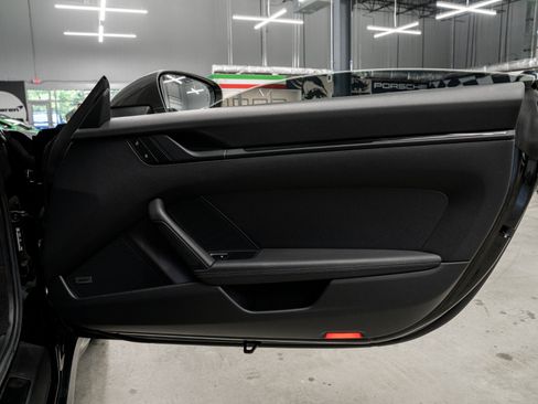 Used 2024 Porsche 911 Carrera T RWD image 39