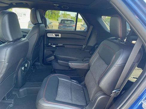 Certified 2023 Ford Explorer ST-Line w/ Class IV Trailer Tow Package AWD/4WD image 14