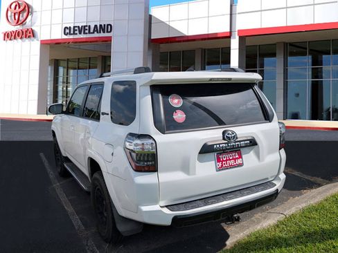 Used 2016 Toyota 4Runner TRD Pro AWD/4WD image 5