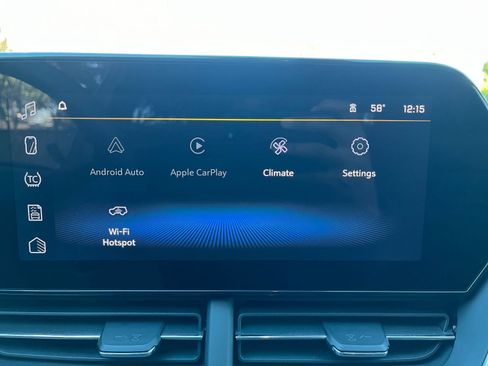 Used 2025 Chevrolet Trax LT image 21