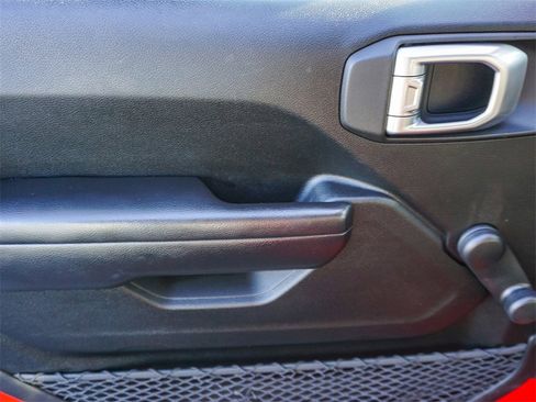 Used 2020 Jeep Wrangler Sport image 18