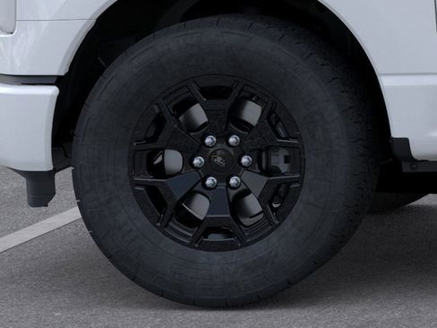 New 2025 Ford F150 Lightning XLT image 19