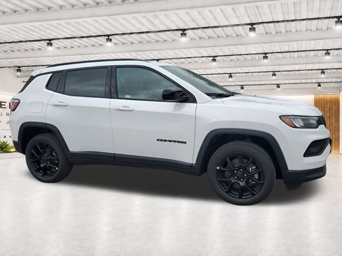 New 2026 Jeep Compass Latitude AWD/4WD image 15