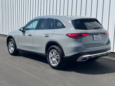 Used 2025 Mercedes-Benz GLC 300 4MATIC image 4