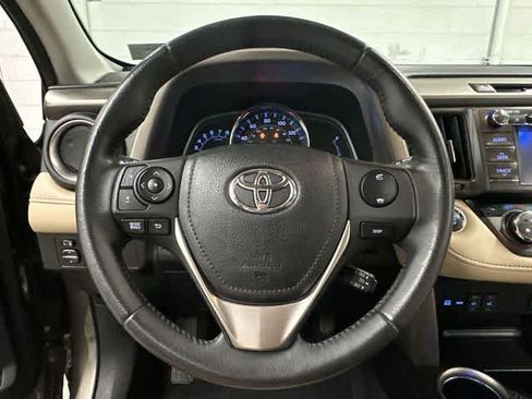 Used 2013 Toyota RAV4 Limited AWD/4WD image 8