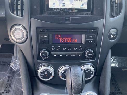 Used 2016 Nissan 370Z Roadster image 19