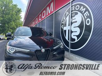 Used 2023 Alfa Romeo Stelvio Veloce AWD/4WD video 1
