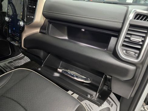 Used 2024 RAM 2500 Laramie w/ Safety Group AWD/4WD image 37