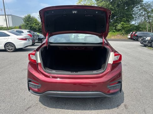 Used 2016 Chevrolet Cruze LT w/ RS Package image 28