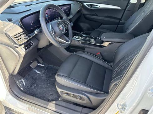 Used 2025 Buick Envision Avenir AWD/4WD image 16