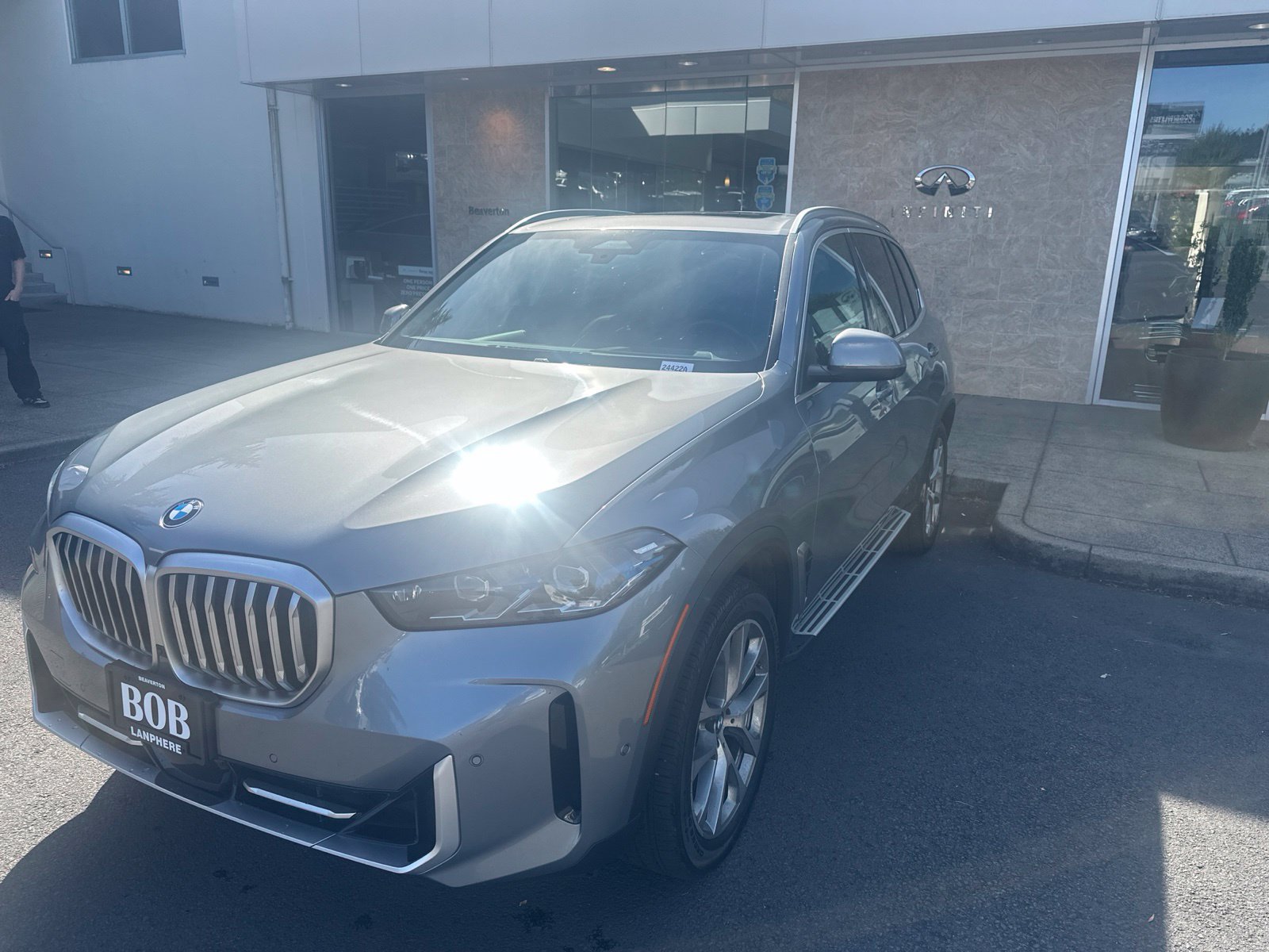 Used 2024 BMW X5 xDrive40i w/ Premium Package AWD/4WD image 1