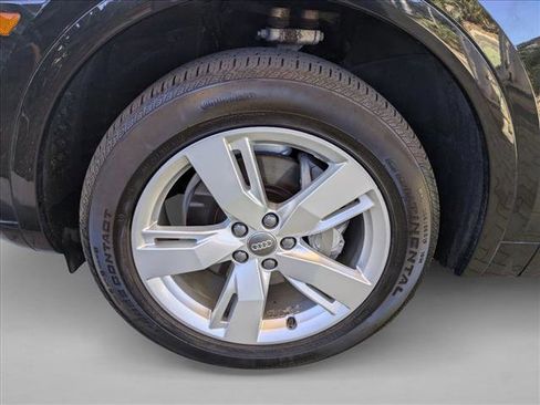 Used 2019 Audi Q5 2.0T Premium Plus w/ Premium Plus Package image 23