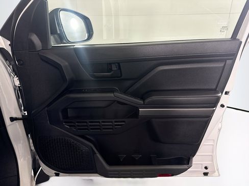 Used 2024 Toyota Tacoma SR5 image 31