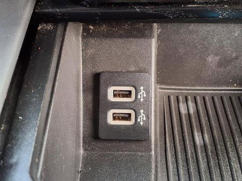 Used 2019 Ford F150 Platinum image 8