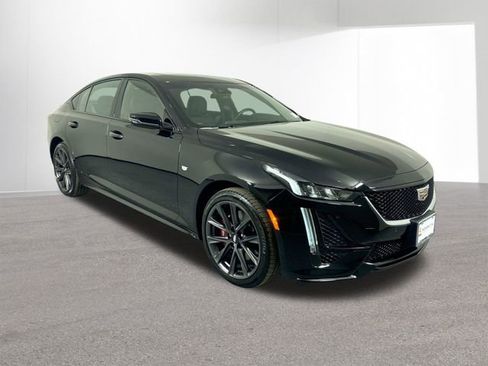 Used 2024 Cadillac CT5 Sport image 3