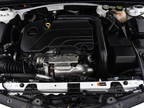 Used 2023 Chevrolet Malibu LT image 23