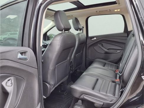 Used 2019 Ford Escape SEL AWD/4WD image 18
