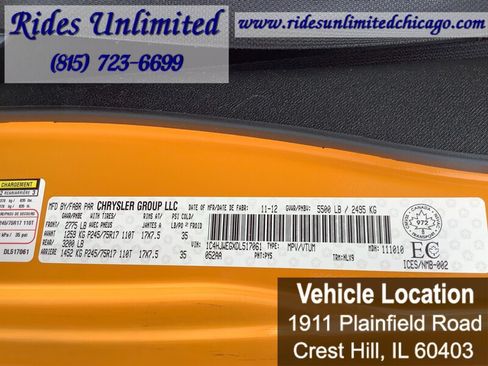 Used 2013 Jeep Wrangler Unlimited Sahara w/ Dual Top Group AWD/4WD image 19