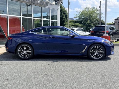 Used 2019 INFINITI Q60 3.0t Luxe w/ Essential Package AWD/4WD image 7