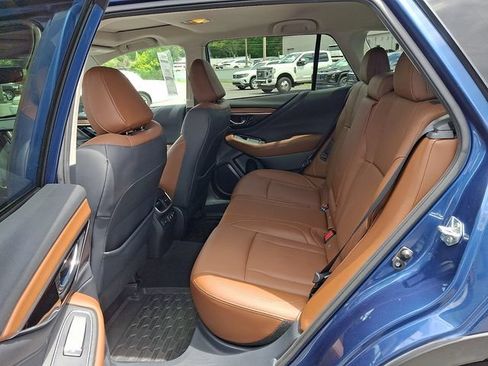 Used 2022 Subaru Outback Touring XT AWD/4WD image 8