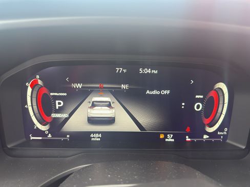 Used 2025 Nissan Rogue Platinum FWD image 15