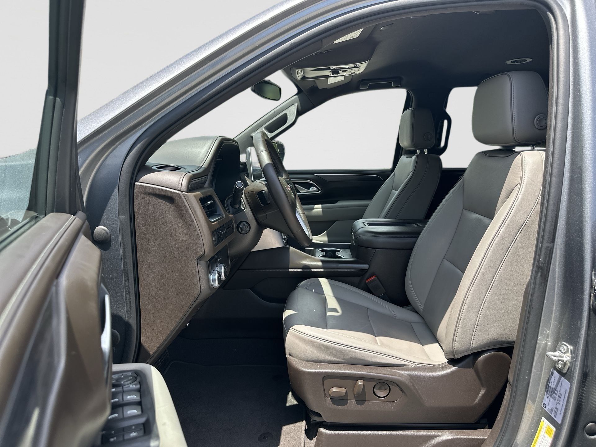 Certified 2022 GMC Yukon XL SLT w/ SLT Luxury Package RWD image 19