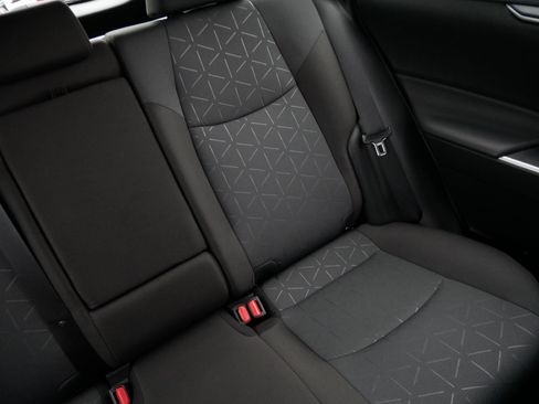 Certified 2025 Toyota RAV4 XLE AWD/4WD image 14