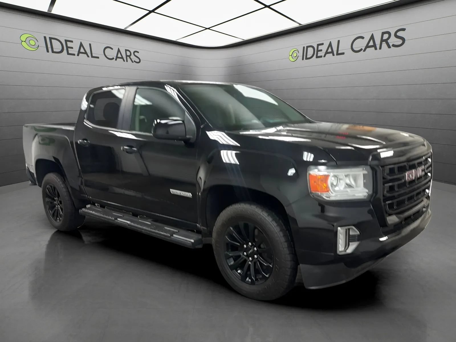 Used 2021 GMC Canyon Elevation w/ Driver Alert Package RWD image 3