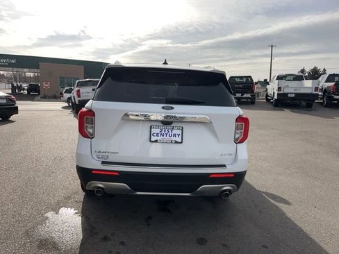 Used 2024 Ford Explorer Limited image 9
