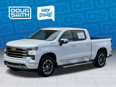 Used 2024 Chevrolet Silverado 1500 High Country w/ Z71 Off-Road Package AWD/4WD image 1