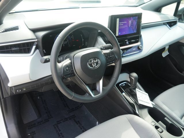 Used 2026 Toyota Corolla SE FWD image 17