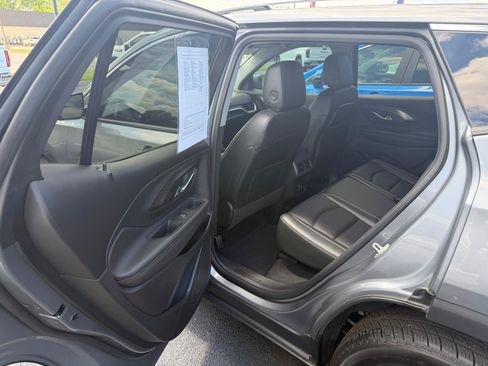 Used 2021 GMC Terrain SLT FWD image 9