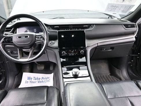 Used 2021 Jeep Grand Cherokee L Overland w/ Luxury Tech Group IV AWD/4WD image 31