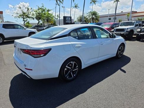 Used 2024 Nissan Sentra SV FWD image 7