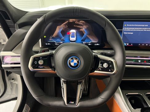 New 2026 BMW i7 eDrive50 w/ M Sport Package image 17