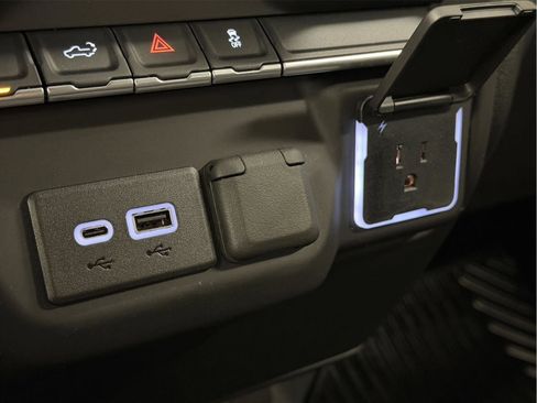 Certified 2023 GMC Sierra 1500 Pro w/ Graphite Edition image 36