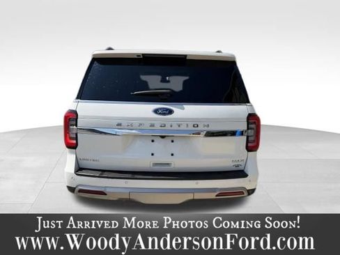 Used 2024 Ford Expedition Max Limited RWD image 5