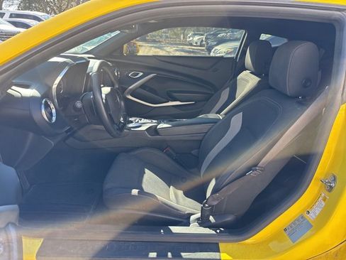 Used 2017 Chevrolet Camaro LT image 5