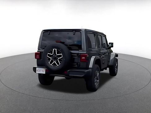 Used 2025 Jeep Wrangler Unlimited Sahara AWD/4WD image 11