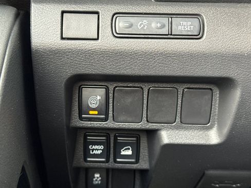 Used 2023 Nissan Frontier SV w/ Midnight Edition Package image 35