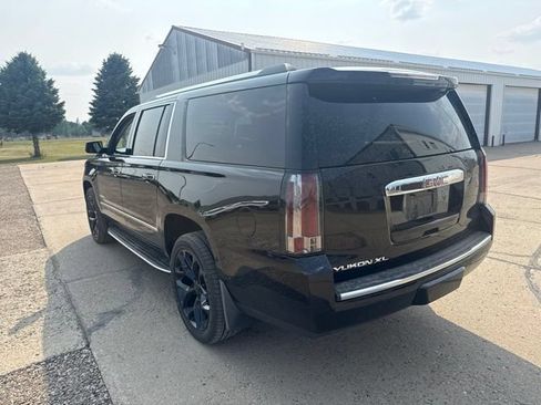 Used 2018 GMC Yukon XL Denali w/ Open Road Package AWD/4WD image 10