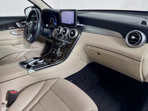 Used 2016 Mercedes-Benz GLC 300 image 35