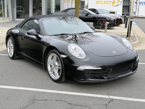 Used 2015 Porsche 911 Carrera image 3