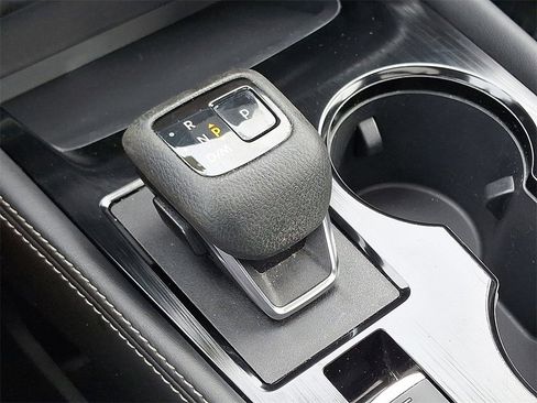 Certified 2023 Nissan Rogue SL w/ SL Premium Package image 17