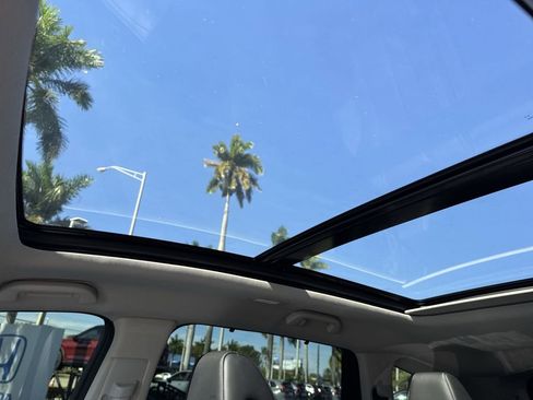 Used 2022 Acura MDX FWD w/ Technology Package image 49