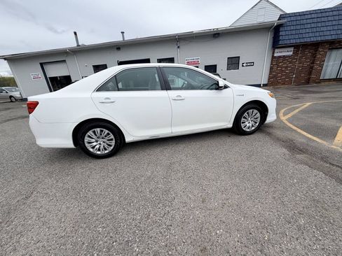 Used 2012 Toyota Camry LE FWD image 54