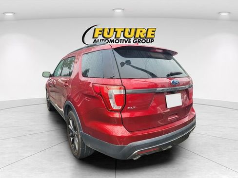Certified 2017 Ford Explorer XLT w/ Equipment Group 202A FWD image 4