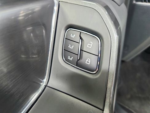 Used 2023 Ford F150 Lariat w/ Equipment Group 502A High image 21